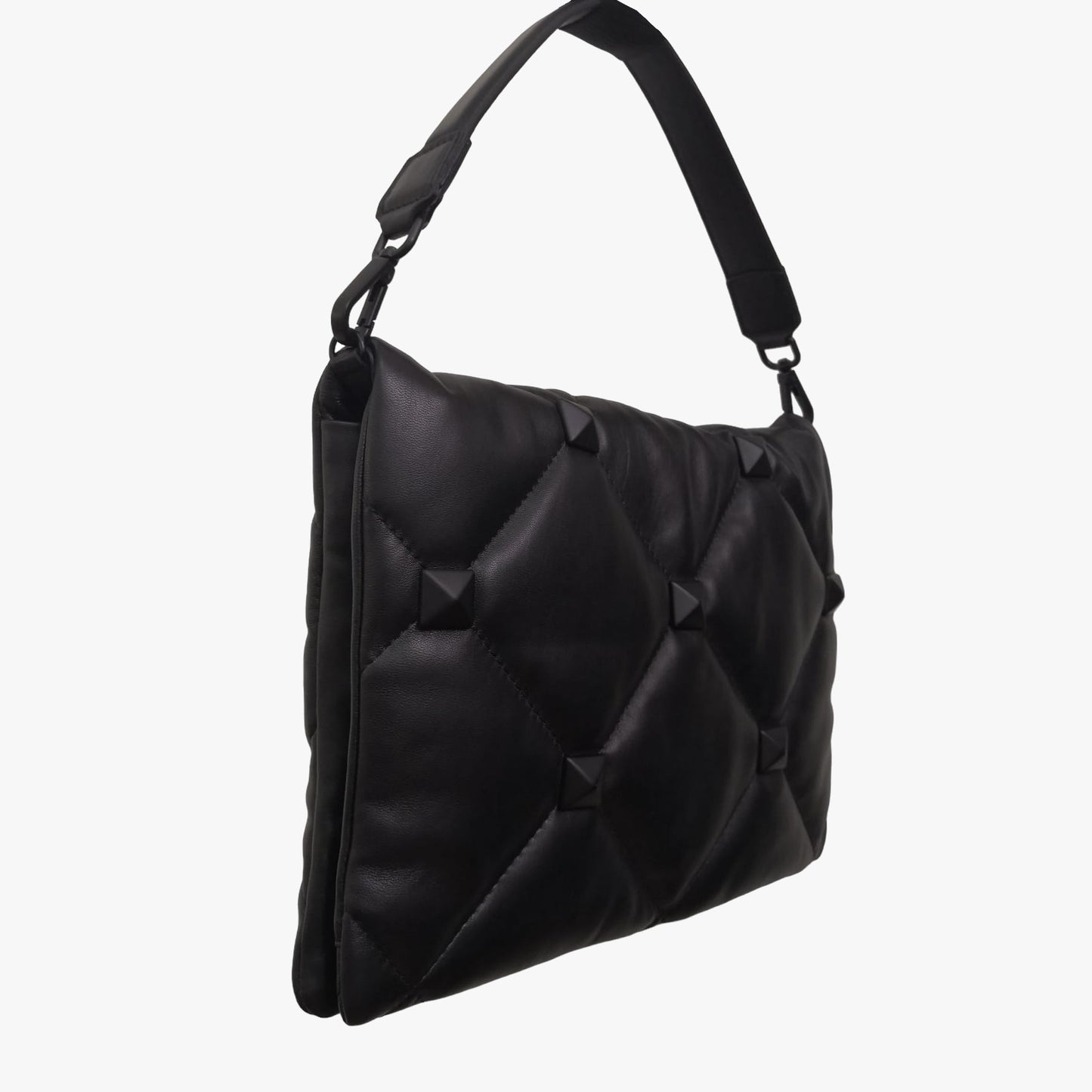 Giza Black